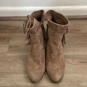 Sam Edelman size 8. 1/2 M good condition real leather